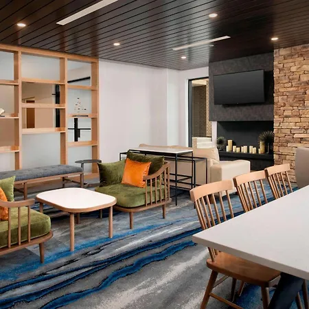 Fairfield Inn & Suites By Marriott Alexandria West/Mark Center